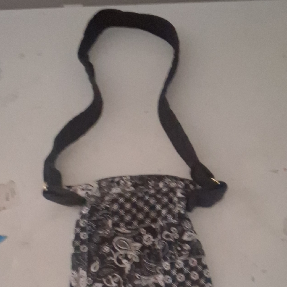 Chic Black & White Patterned Crossbody Bag Small EUC Description - Picture 2 of 6